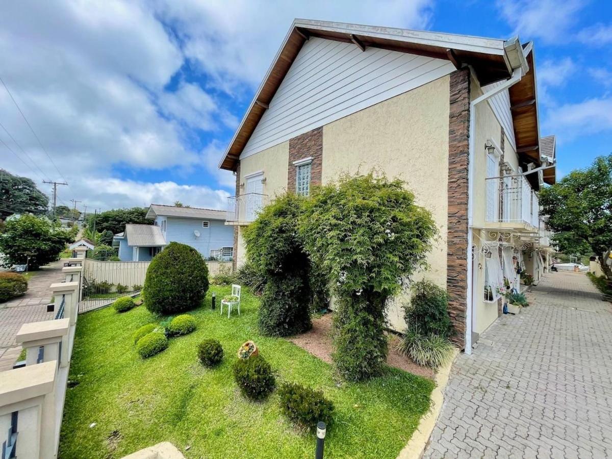 Casa Triplex 3 Dorm A 6Qd Rua Coberta Канела Екстериор снимка