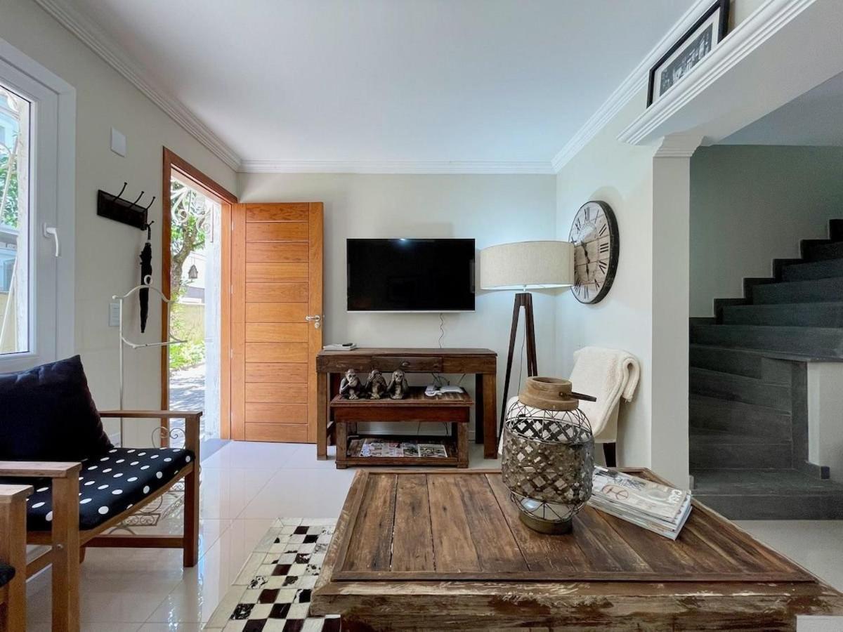 Casa Triplex 3 Dorm A 6Qd Rua Coberta Канела Екстериор снимка