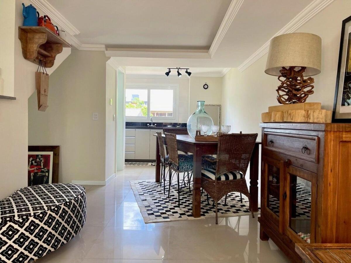 Casa Triplex 3 Dorm A 6Qd Rua Coberta Канела Екстериор снимка